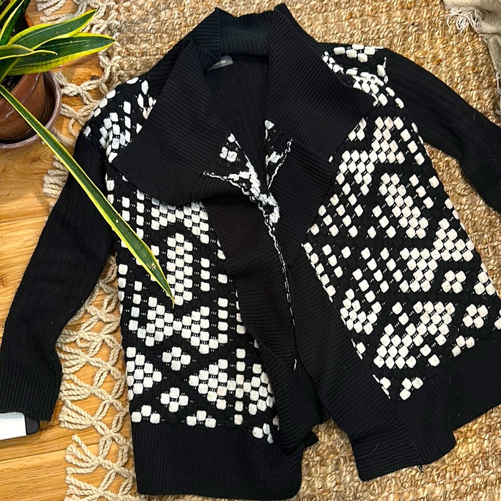 Black & white Neiman Marcus heavy cardigan sweater.